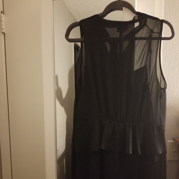 Dress - Picture 2 of 5